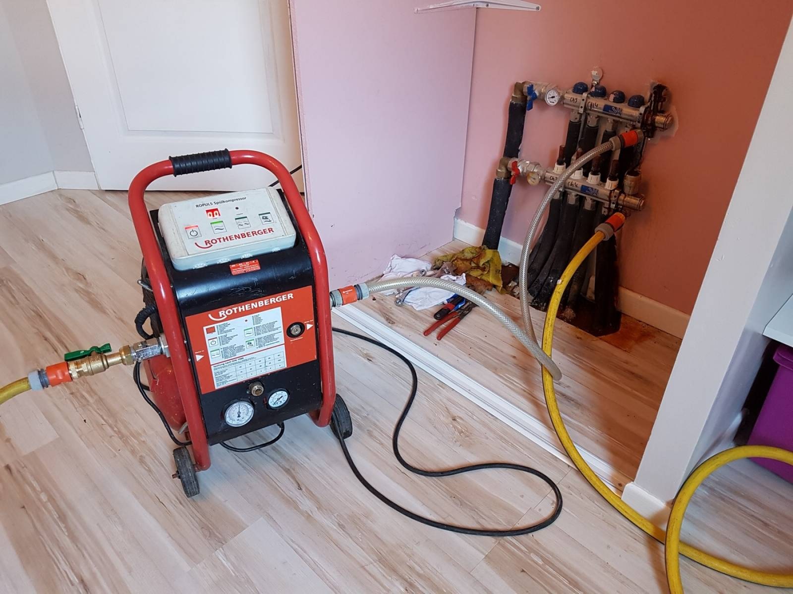 Küçükyalı Vaillant Hermetik Şofben Kombi Bakımı